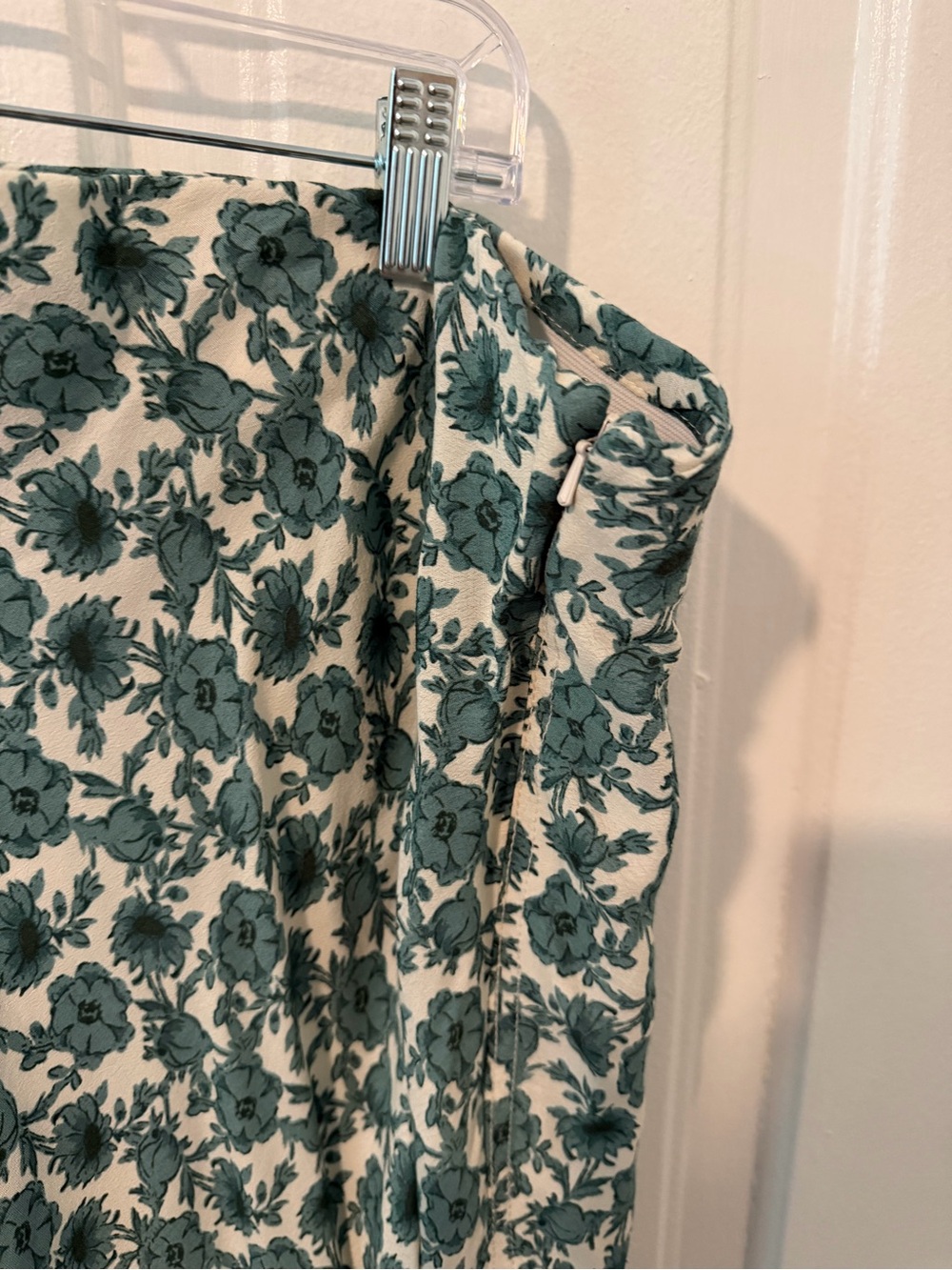 Treasure & Bond Green Floral Midi Skirt - Picture 3 of 6